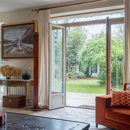Veeve - Hint Of The Exotic Apartment Boulogne-Billancourt