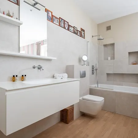 Apartment Veeve - Hint Of The Exotic