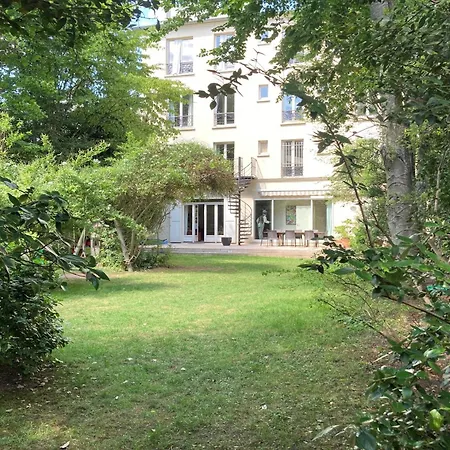 Apartment Veeve - Hint Of The Exotic